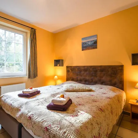 Holiday House In The Forest Near Maredsous, Ideal For Hikers Dom wakacyjny Maredsous